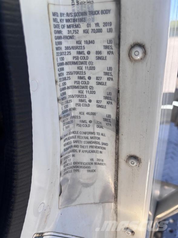 Freightliner 122SD Tipper trucks