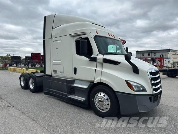 Freightliner CASCADIA 116 Truck Tractor Units