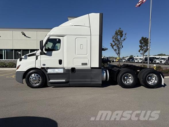Freightliner CASCADIA 116 Truck Tractor Units