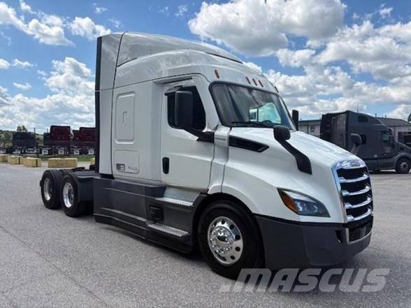 Freightliner CASCADIA 116 Truck Tractor Units