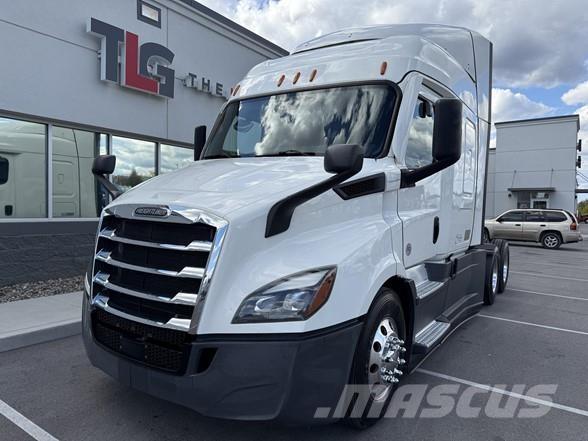 Freightliner CASCADIA 116 Truck Tractor Units