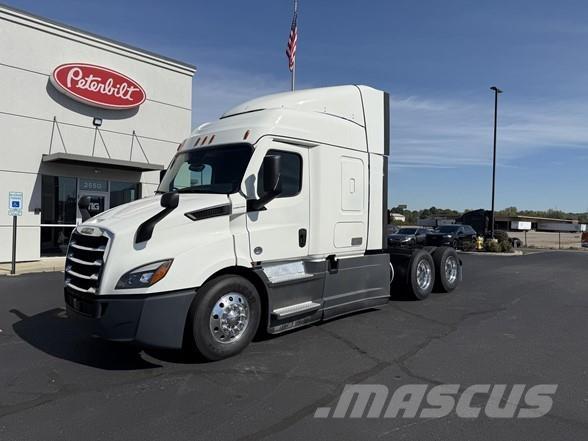 Freightliner CASCADIA 116 Truck Tractor Units