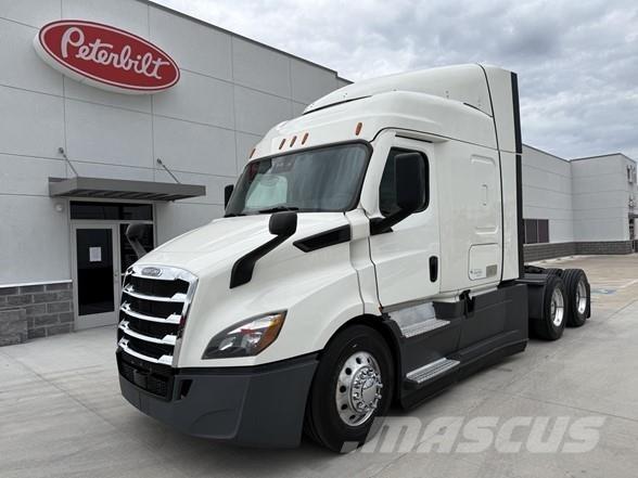 Freightliner CASCADIA 116 Truck Tractor Units