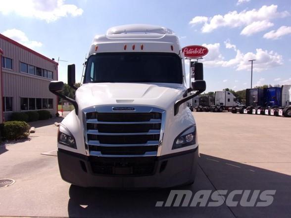 Freightliner CASCADIA 116 Truck Tractor Units