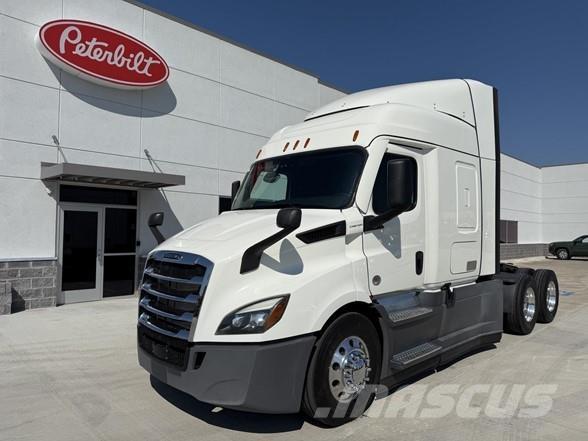 Freightliner CASCADIA 116 Truck Tractor Units