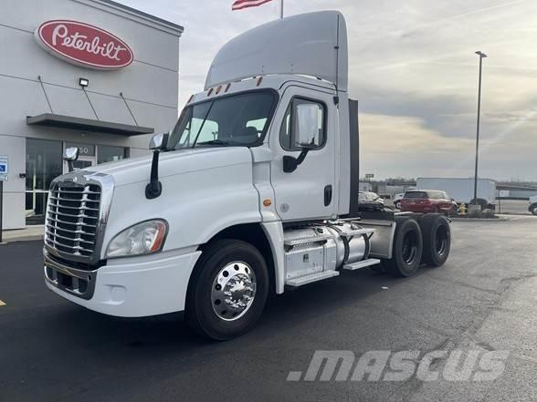 Freightliner CASCADIA 125 Truck Tractor Units