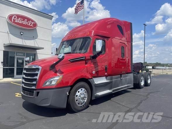 Freightliner CASCADIA 126 Truck Tractor Units