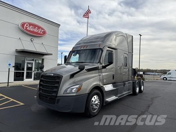 Freightliner CASCADIA 126 Truck Tractor Units