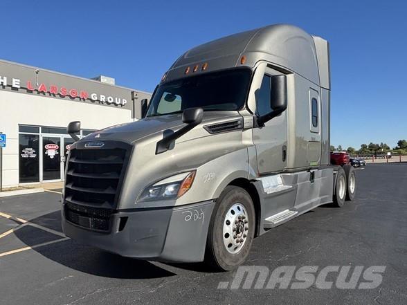Freightliner CASCADIA 126 Truck Tractor Units