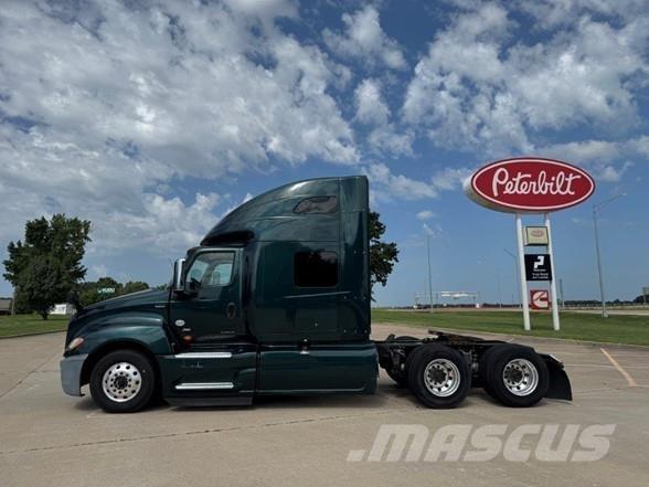 International LT Truck Tractor Units