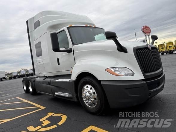 International LT Truck Tractor Units