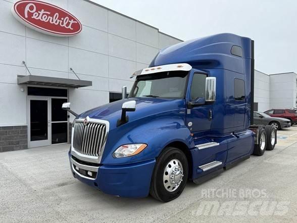 International LT Truck Tractor Units