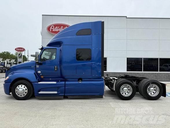 International LT Truck Tractor Units