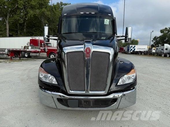 Kenworth T680 Truck Tractor Units