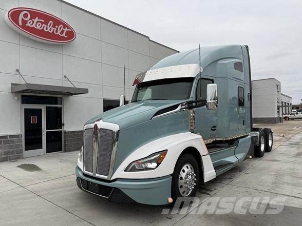 Kenworth T680 Truck Tractor Units