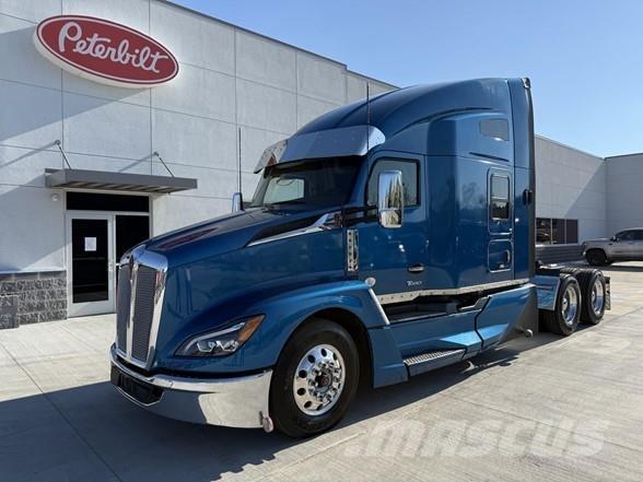 Kenworth T680 Truck Tractor Units
