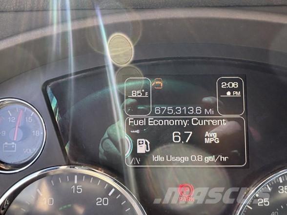 Kenworth T680 Truck Tractor Units