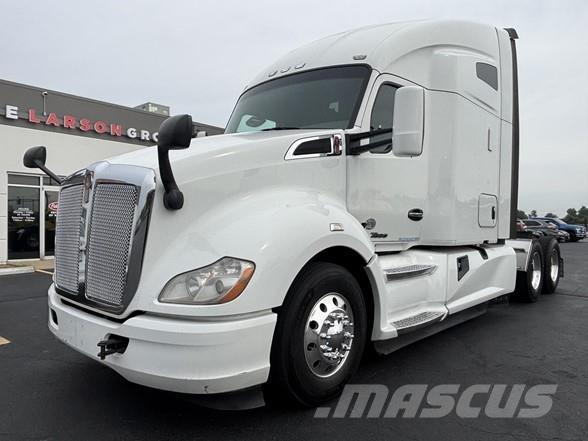 Kenworth T680 Truck Tractor Units