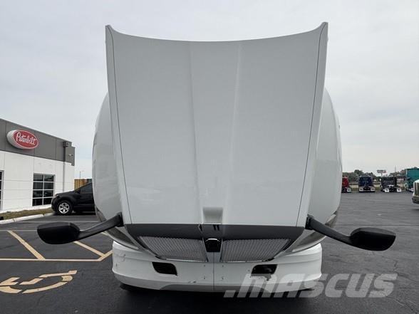 Kenworth T680 Truck Tractor Units