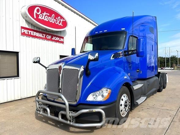 Kenworth T680 Truck Tractor Units