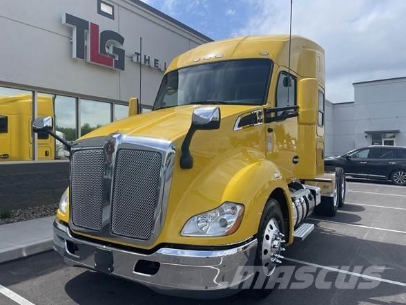 Kenworth T680 Truck Tractor Units