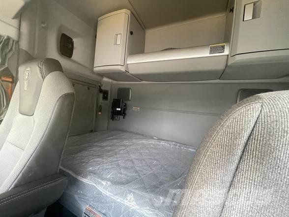 Kenworth T680 Truck Tractor Units