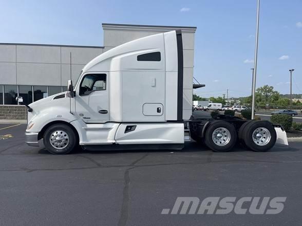 Kenworth T680 Truck Tractor Units