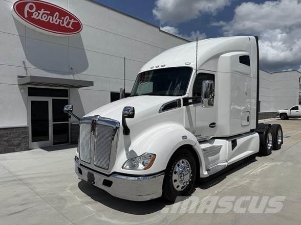 Kenworth T680 Truck Tractor Units