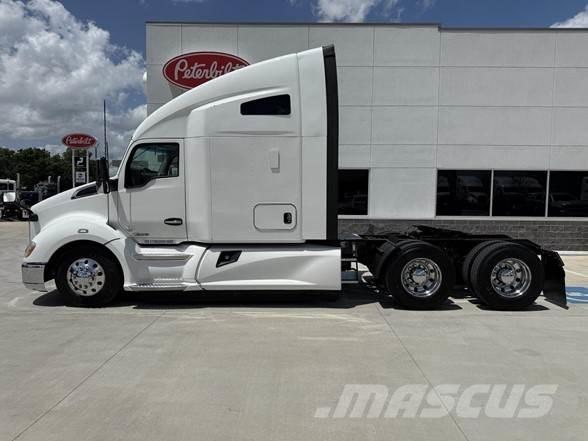 Kenworth T680 Truck Tractor Units