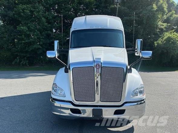 Kenworth T680 Truck Tractor Units