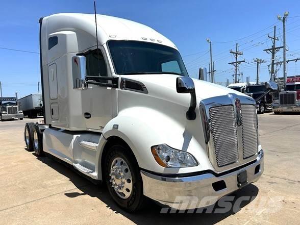 Kenworth T680 Truck Tractor Units