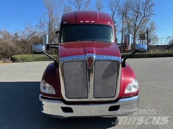 Kenworth T680 Truck Tractor Units
