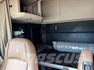 Kenworth T680 Truck Tractor Units