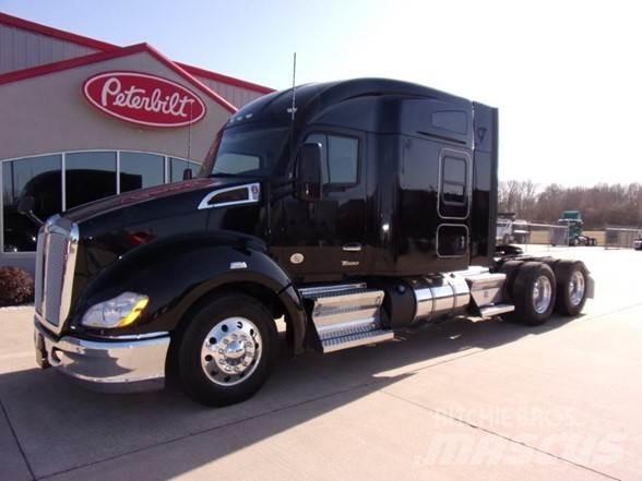 Kenworth T680 Truck Tractor Units