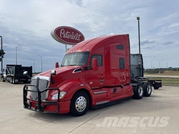 Kenworth T680 Truck Tractor Units