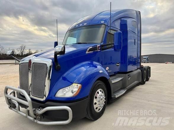 Kenworth T680 Truck Tractor Units