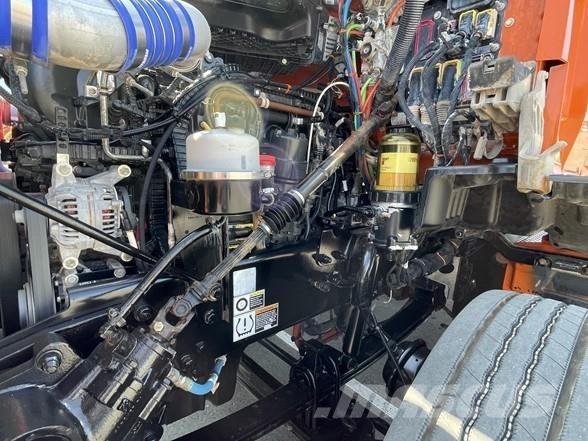 Kenworth T880 Truck Tractor Units