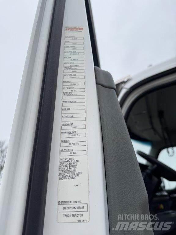 Kenworth T880 Truck Tractor Units