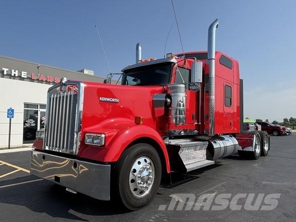Kenworth W900 Truck Tractor Units