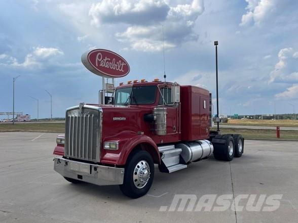 Kenworth W900B Truck Tractor Units