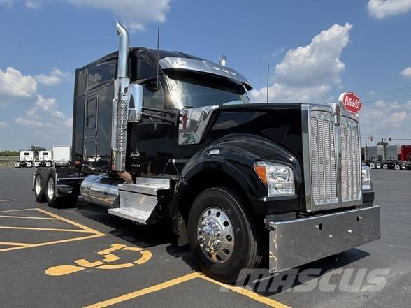 Kenworth W990 Truck Tractor Units