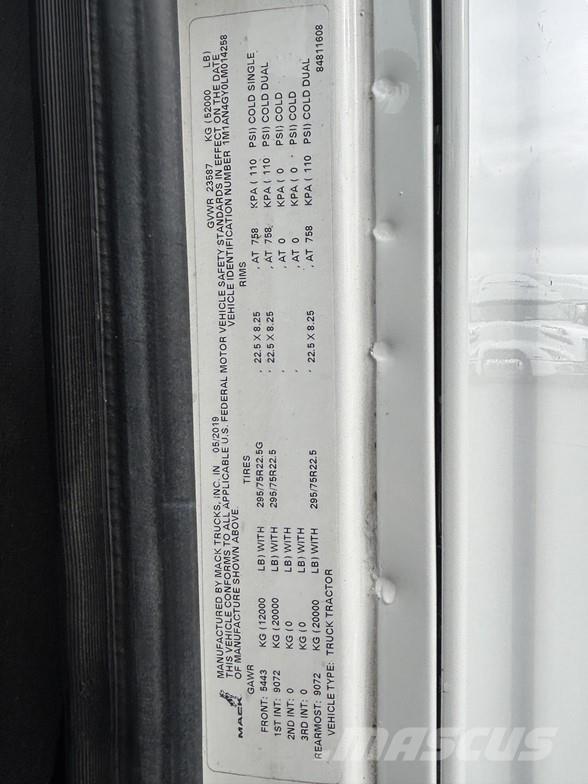 Mack ANTHEM 64T Truck Tractor Units