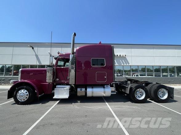 Peterbilt 389 Truck Tractor Units