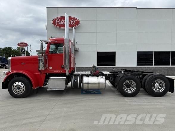Peterbilt 389 Truck Tractor Units