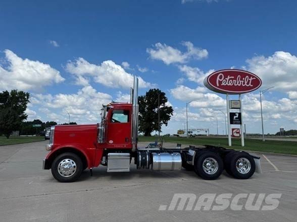 Peterbilt 389 Truck Tractor Units
