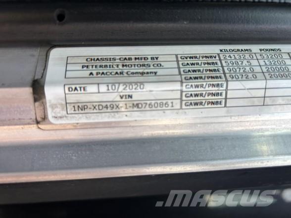 Peterbilt 389 Truck Tractor Units