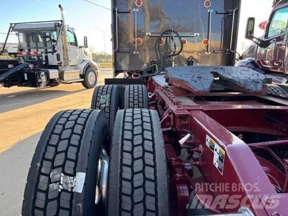 Peterbilt 389 Truck Tractor Units