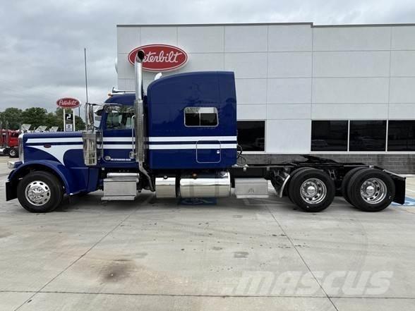 Peterbilt 389 Truck Tractor Units