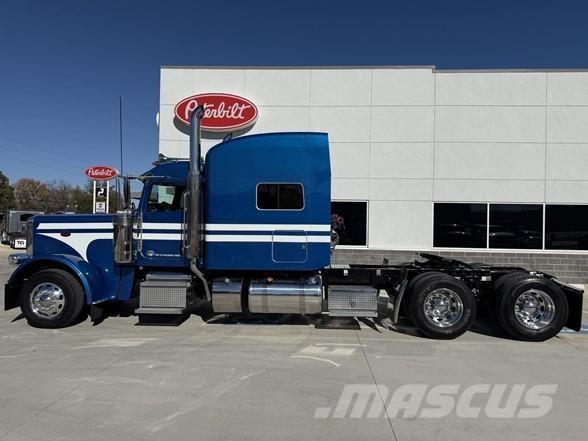 Peterbilt 389 Truck Tractor Units