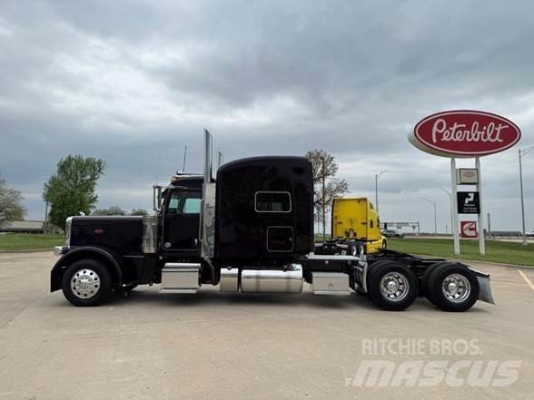 Peterbilt 389 Truck Tractor Units